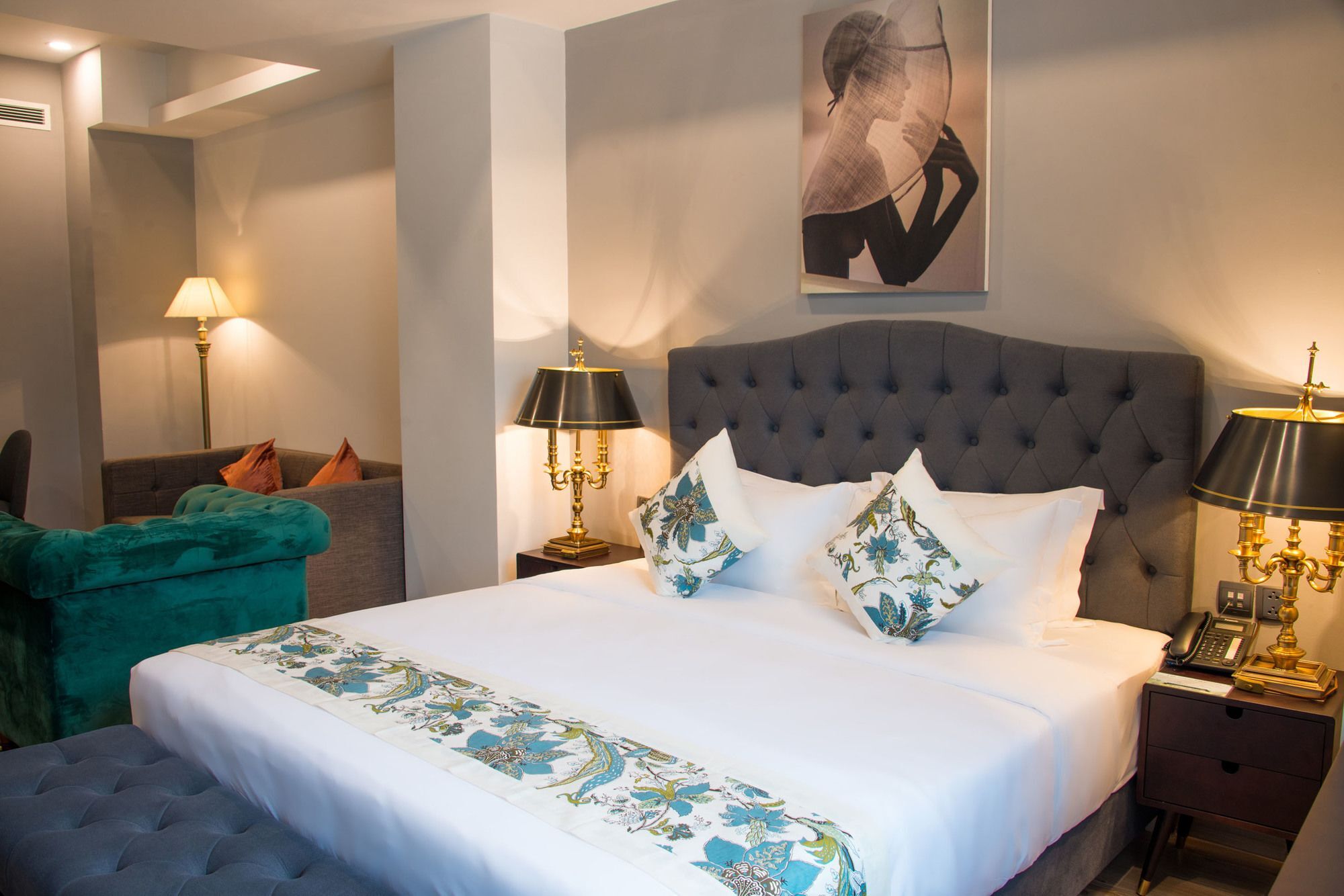 Hotel A&em & 3*